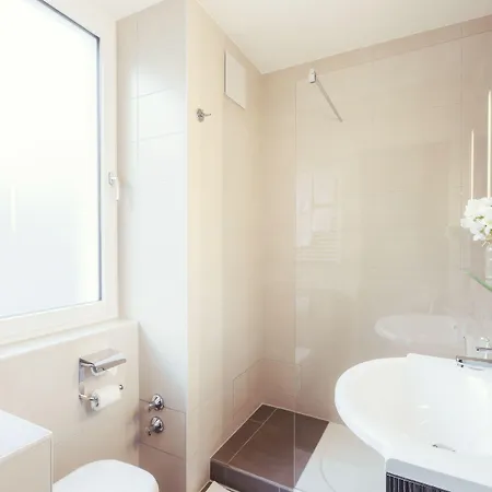 Le Petit Charme-inn 2* زيرمات
