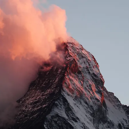 Le Petit Charme-inn Hotel