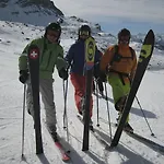 Le Petit Charme-inn Hotel Zermatt